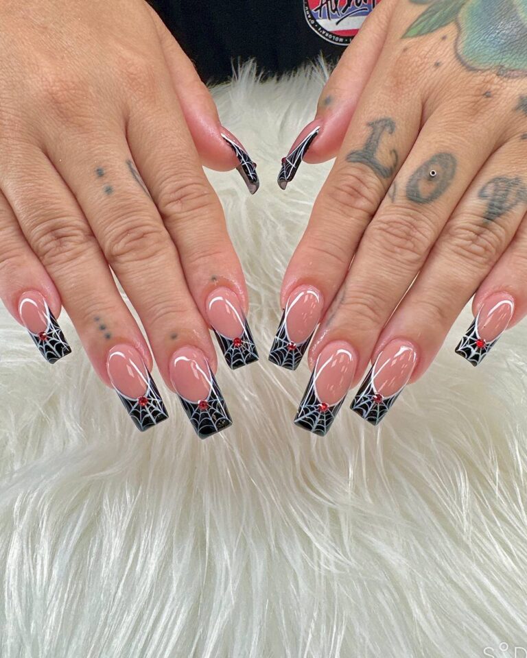 Pamper yourself with premium services at the best nails salon in Maui.